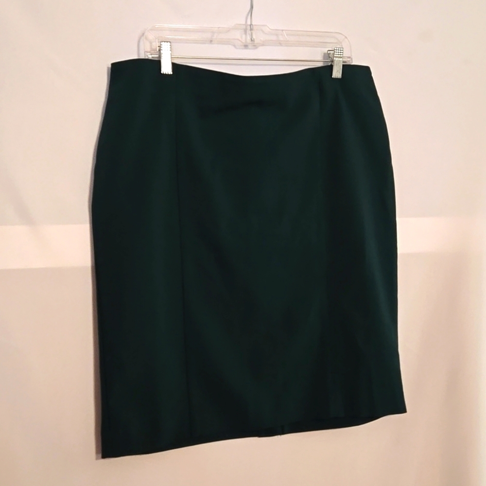 Van Huesen, Mini Skirt, Forest Green, Sz 16, Side Zip, Stetch, Extensible,